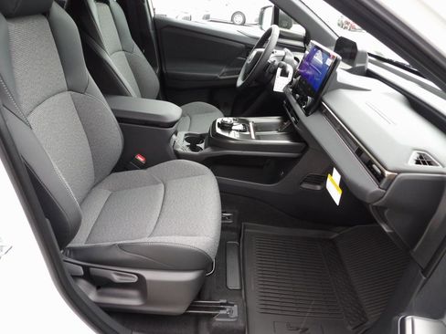 New 2026 Toyota bZ XLE Plus image 10