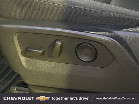 Used 2025 Chevrolet Silverado 1500 LT w/ Safety Package AWD/4WD image 28