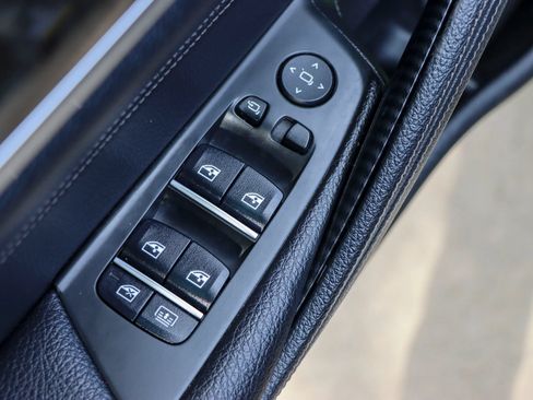 Used 2018 BMW 540i w/ Premium Package RWD image 14