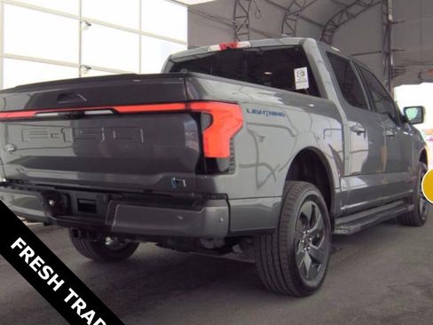 Used 2022 Ford F150 Lightning Lariat w/ Tow Technology Package image 4