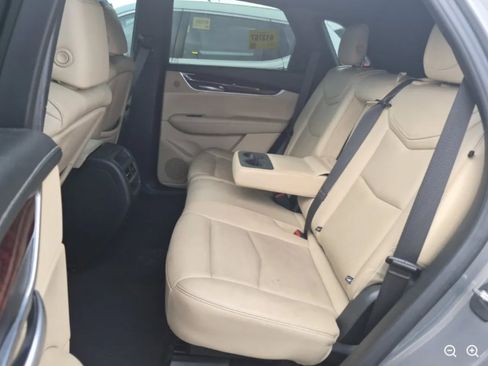 Used 2019 Cadillac XT5 Luxury FWD image 13