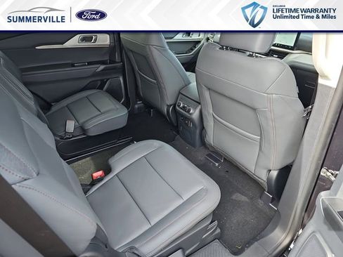 New 2026 Ford Explorer Active w/ Active Comfort Package RWD image 13