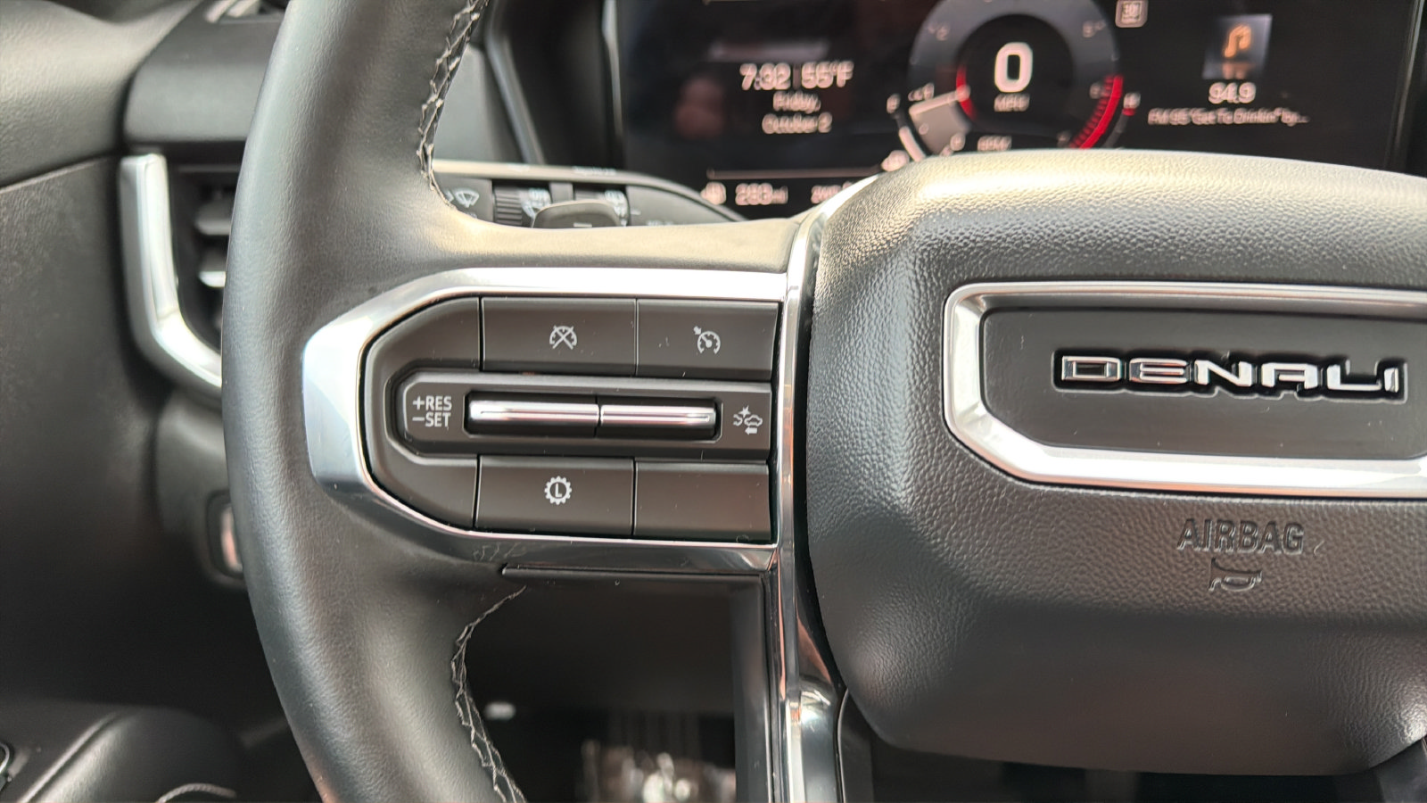 Used 2026 GMC Terrain Denali AWD/4WD image 19
