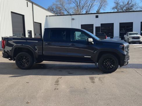 Certified 2024 GMC Sierra 1500 Elevation image 10