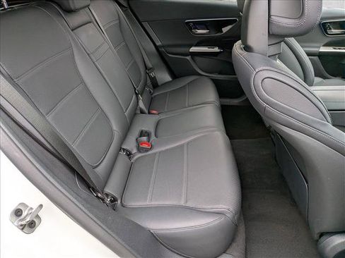 Used 2026 Mercedes-Benz GLC 300 image 20