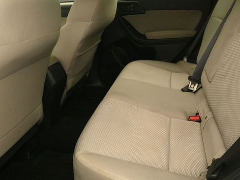 Used 2016 Subaru Forester 2.5i Premium w/ All-Weather Package image 10