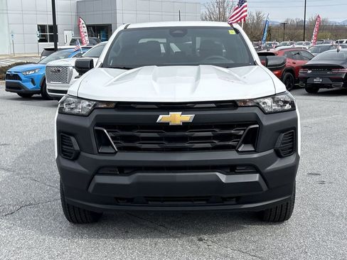 New 2026 Chevrolet Colorado W/T w/ Advanced Trailering Package AWD/4WD image 3