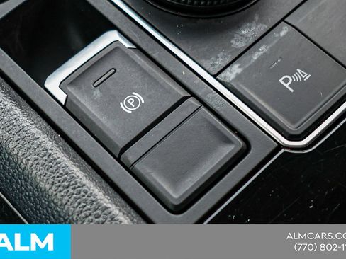 Used 2022 Volkswagen Atlas SE image 41