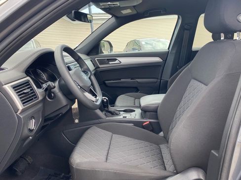 Used 2020 Volkswagen Atlas Cross Sport S image 13