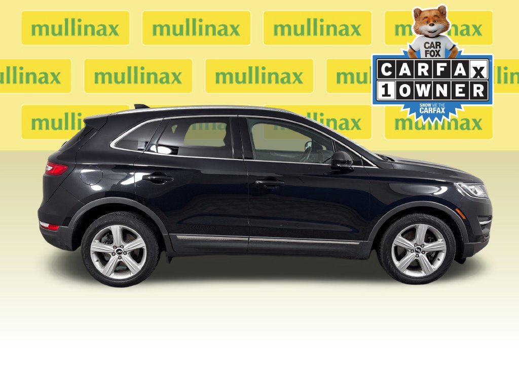 Used 2015 Lincoln MKC FWD image 2
