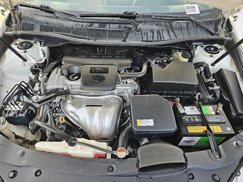 Used 2016 Toyota Camry SE FWD image 10