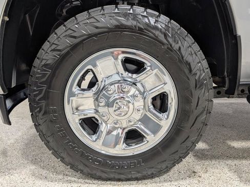 Used 2022 RAM 2500 Tradesman w/ Chrome Appearance Group image 11
