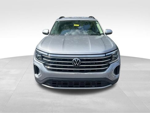 Used 2024 Volkswagen Atlas SE FWD image 3