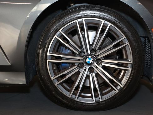Used 2022 BMW M340i xDrive w/ Driving Assistance Package image 27