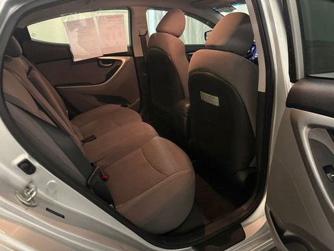 Used 2015 Hyundai Elantra SE w/ Option Group 02 image 26
