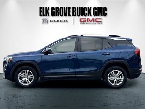 Used 2022 GMC Terrain SLE w/ Driver Convenience Package image 7