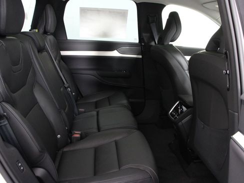 New 2026 Volvo EX90 Ultra AWD/4WD image 11