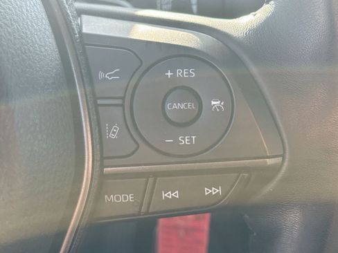 Used 2021 Toyota Camry SE FWD image 30