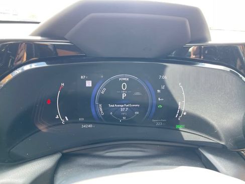 Used 2024 Lexus NX 350h AWD image 23