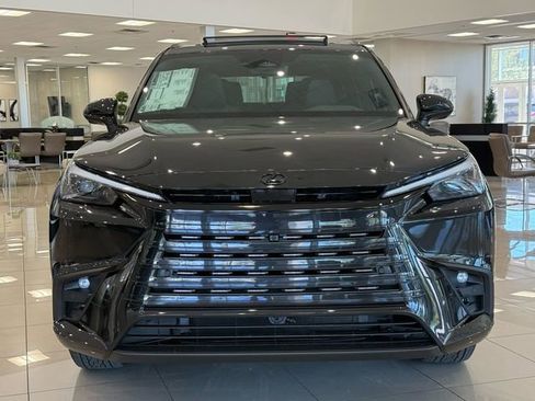 New 2026 Lexus TX 550h AWD Plug-In Hybrid image 5