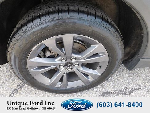 Used 2023 Ford Explorer XLT w/ Equipment Group 202A AWD/4WD image 10