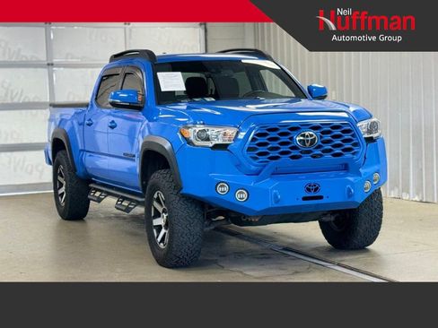 Used 2020 Toyota Tacoma TRD Off-Road w/ Technology Package AWD/4WD image 1