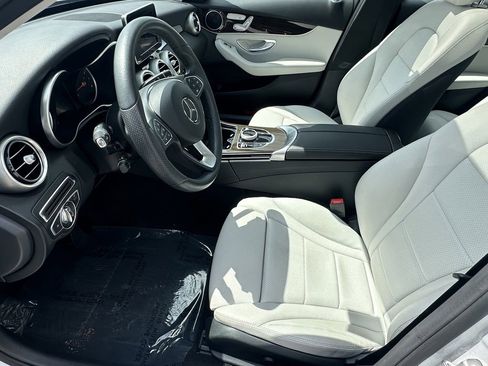 Used 2018 Mercedes-Benz C 300 Sedan image 10