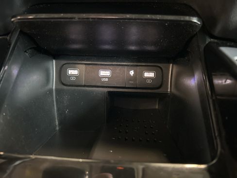 Used 2022 Kia Sorento SX image 28