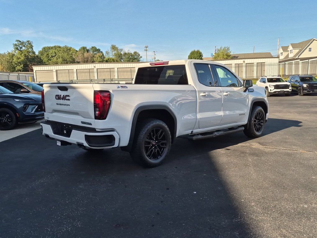 Used 2023 GMC Sierra 1500 Elevation AWD/4WD image 6