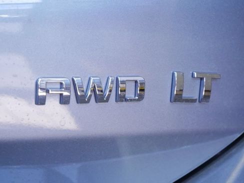 Used 2024 Chevrolet Equinox LT AWD/4WD image 10
