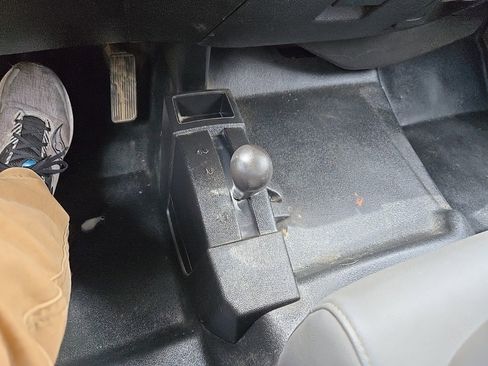 Used 2018 Chevrolet Silverado 2500 W/T w/ Snow Plow Prep Package image 20