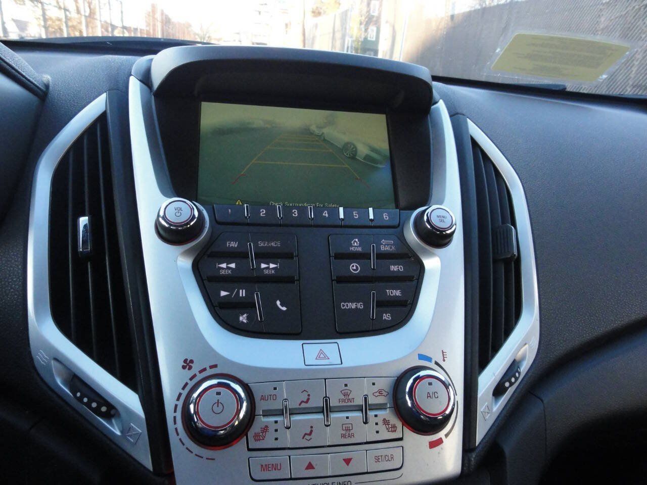 Used 2016 Chevrolet Trax LT AWD/4WD image 16
