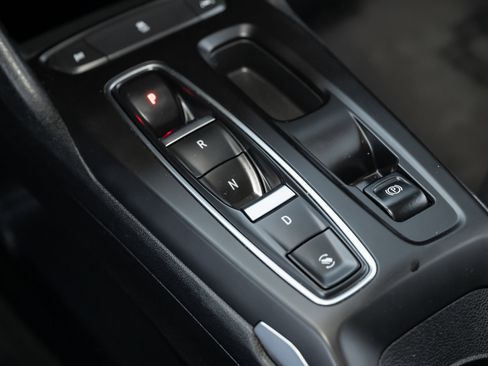 Used 2022 Chevrolet Bolt LT image 28