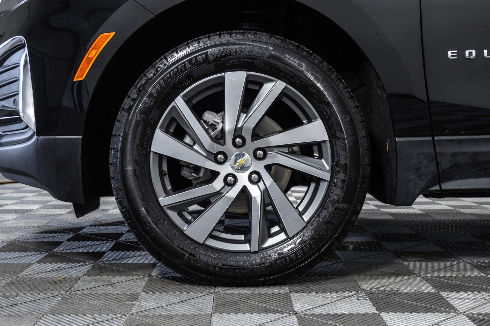 Used 2024 Chevrolet Equinox LT w/ LPO, Floor Liner Package AWD/4WD image 46