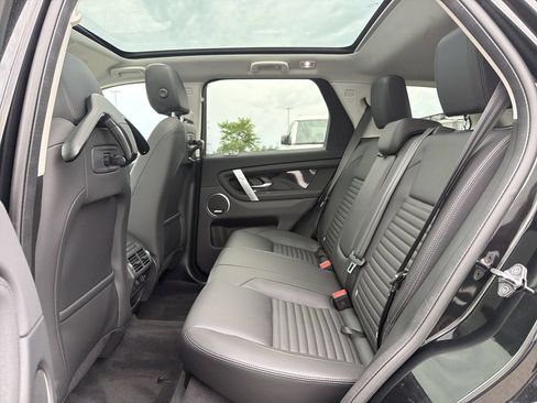 Used 2025 Land Rover Discovery Sport S AWD/4WD image 5
