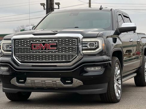 Used 2017 GMC Sierra 1500 Denali w/ Denali Ultimate Package image 13
