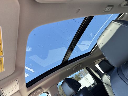 Certified 2023 Acura MDX SH-AWD w/ Technology Package image 35