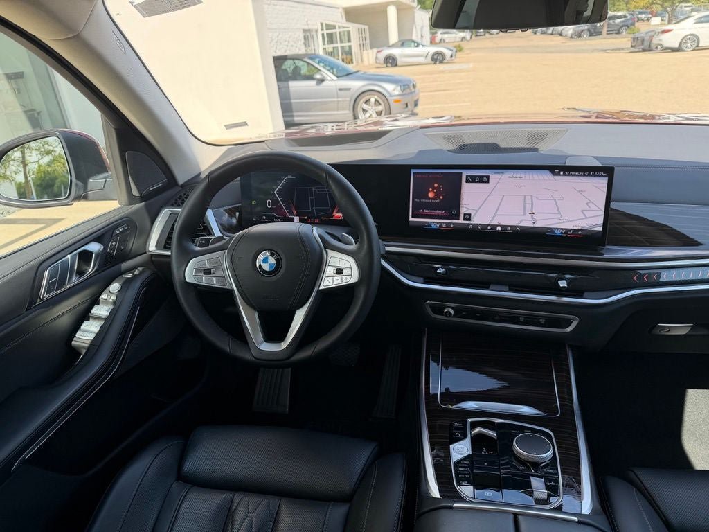 Used 2026 BMW X7 xDrive40i AWD/4WD image 23