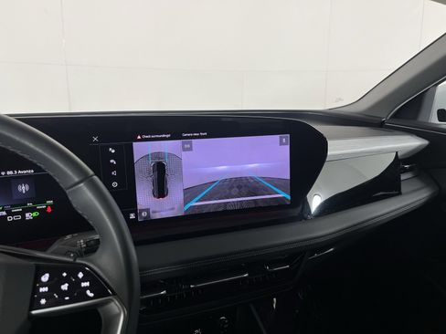 Used 2025 Audi Q6 e-tron Premium Plus w/ Premium Plus image 14