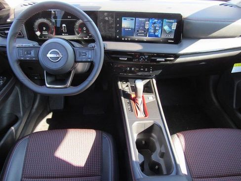 New 2026 Nissan Kicks SR FWD image 10