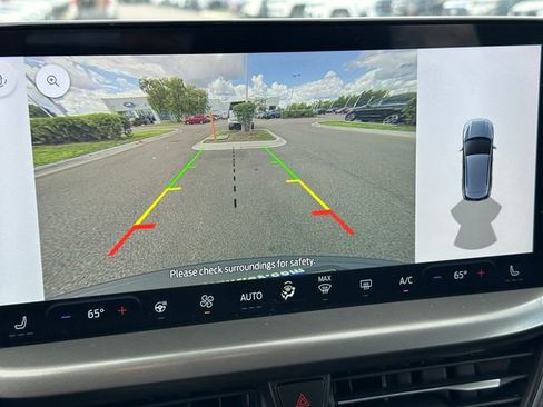 Used 2023 Ford Escape SE image 25