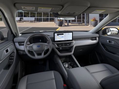 New 2026 Ford Explorer Active RWD image 9