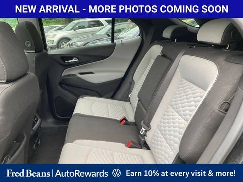 Used 2018 Chevrolet Equinox LT w/ Sun & Infotainment Package AWD/4WD image 11