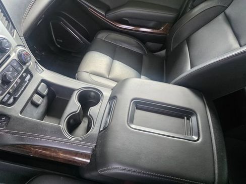 Used 2019 Chevrolet Tahoe LT AWD/4WD image 35