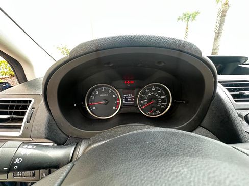 Used 2016 Subaru Crosstrek 2.0i Premium AWD/4WD image 16
