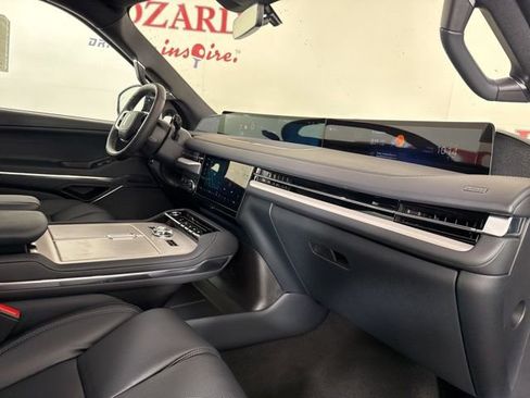 New 2025 Lincoln Navigator L Reserve w/ Jet Appearance Package image 20