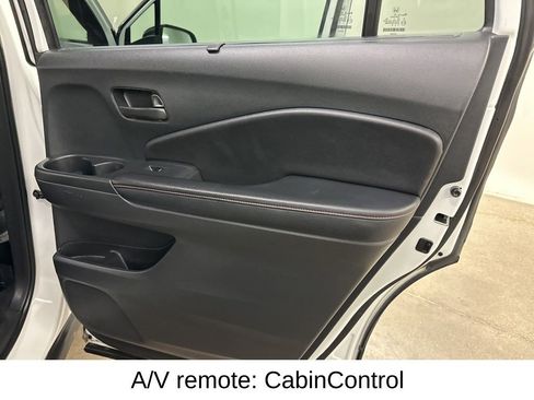Used 2022 Honda Pilot TrailSport image 22