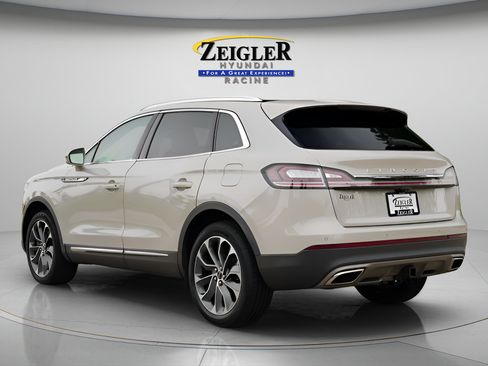 Used 2022 Lincoln Nautilus Reserve w/ Class II Trailer Tow Package AWD/4WD image 5
