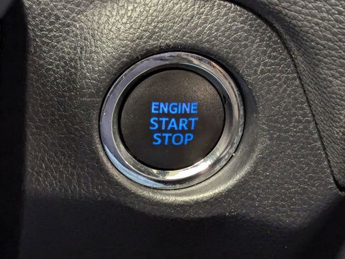 Used 2021 Toyota RAV4 XLE image 30