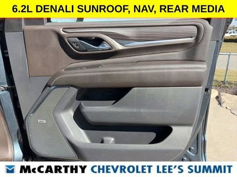 Used 2021 GMC Yukon Denali w/ Denali Premium Package image 30